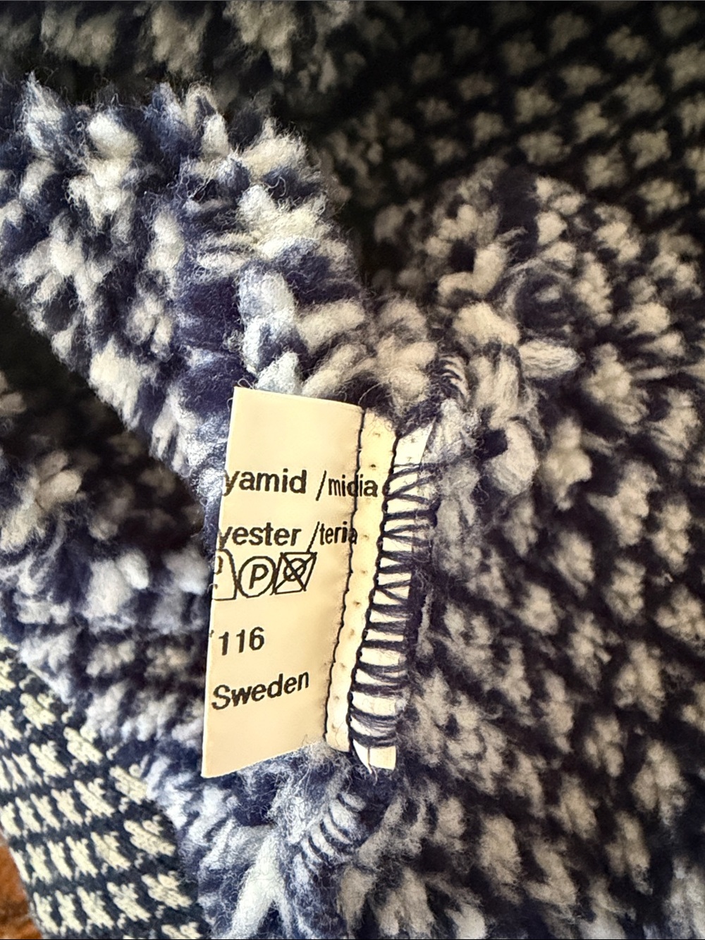 Vintage Kids blue/white fleece top and hat. - Picture 4 of 6